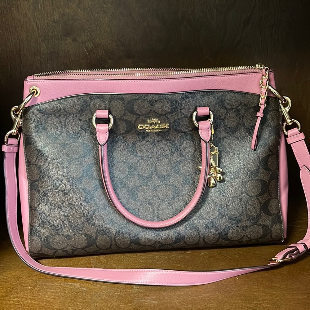 COACH MEDIUM BAG